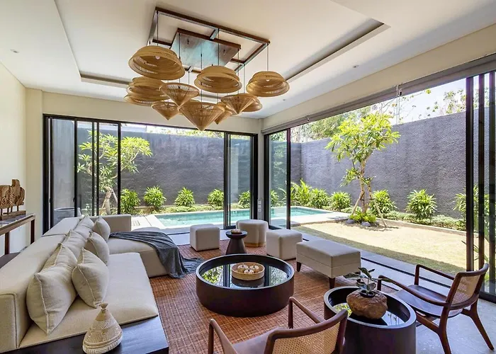 Bay View 3 Bedrooms Giva *